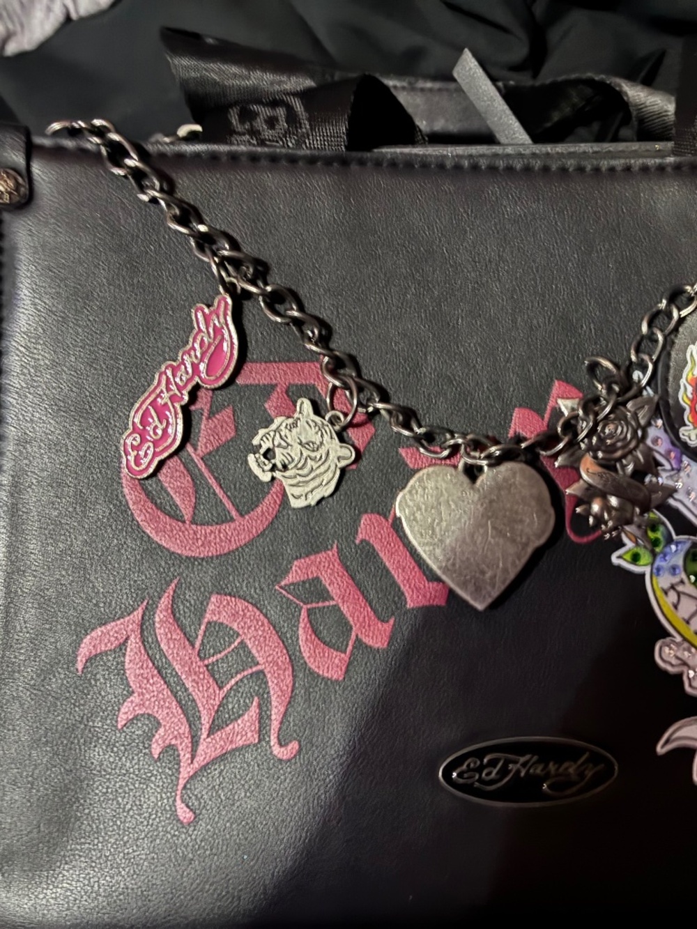**Ed Hardy Love Kills Slowly Black Pursek Handbag Tattoo Art Charm Chain Y2K**